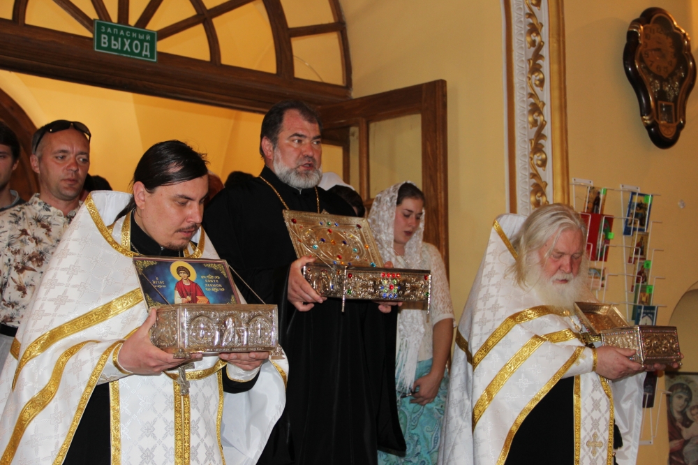 В Покровский архиерейский собор Пензы доставлены величайшие святыни с горы Афон