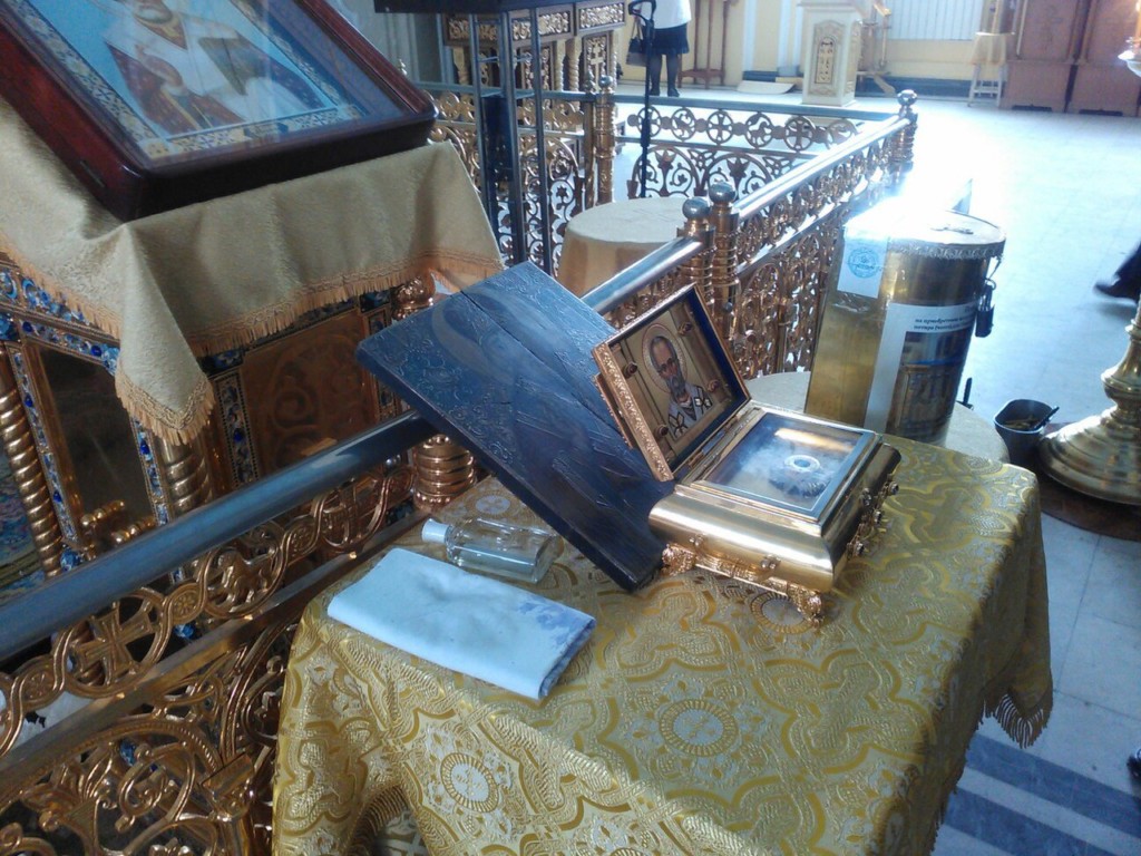 17 июня в наш храм прибыл ковчег с частицей мощей — Святителя Николая Чудотворца.