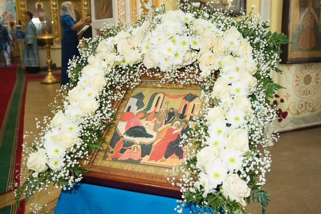В праздник Рождества Пресвятой Богородицы митрополит Серафим совершил Литургию в Покровском архиерейском соборе г. Пензы